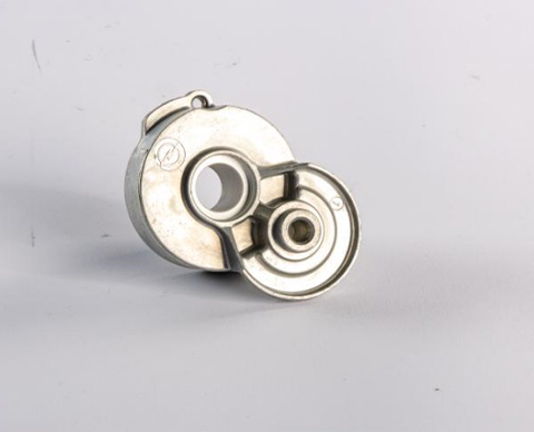 在裝配時(shí)，張緊器鋁壓鑄件與周邊部件如何匹配？